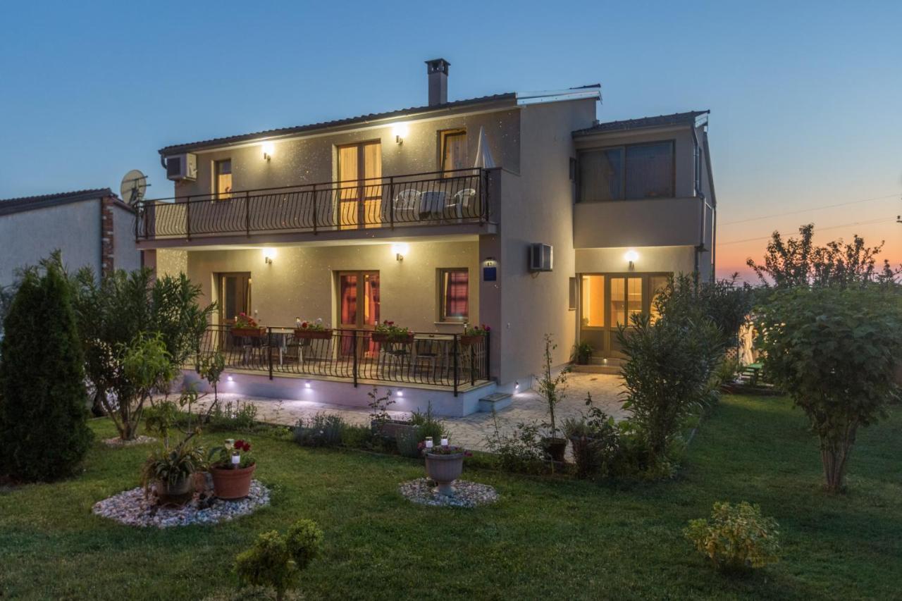 Apartment Belma Porec Radmani Eksteriør billede